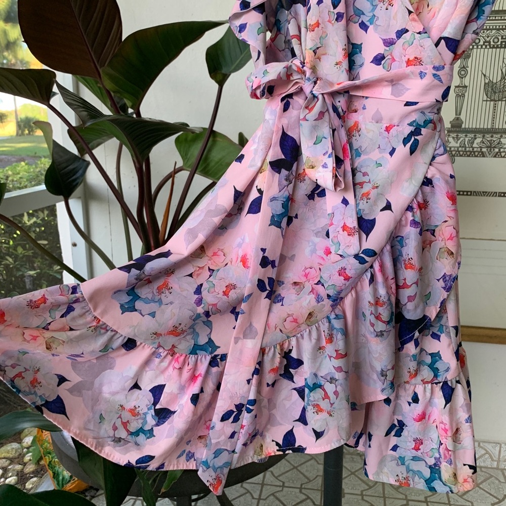 Floral wrap dress cold shoulders size S